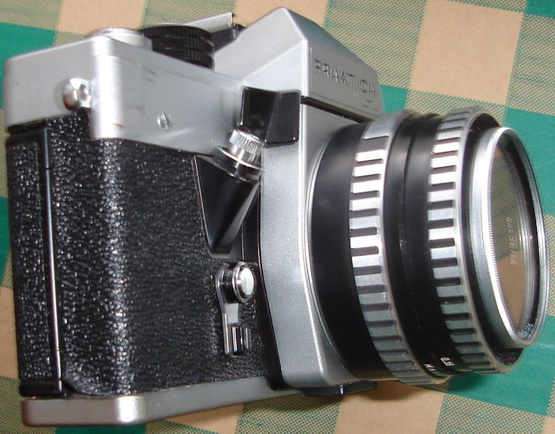 PRAKTICA LTL WITH T 1  2.8/50mm LENS ZEISS JENA  