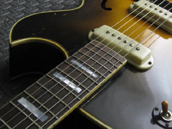 BRILLIANT VINTAGE 1959 GUILD CE 100D ARCHTOP EX+ GIBSON ES 175 150 125 