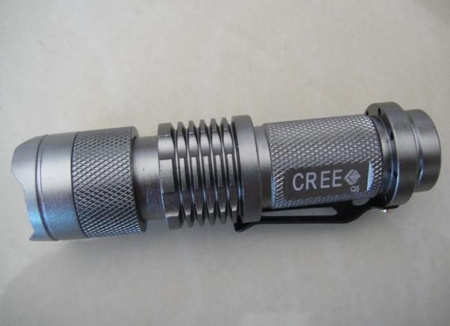   7W CREE LED 300Lm AA 14500 Flashlight Torch Zoom Lamp Light  