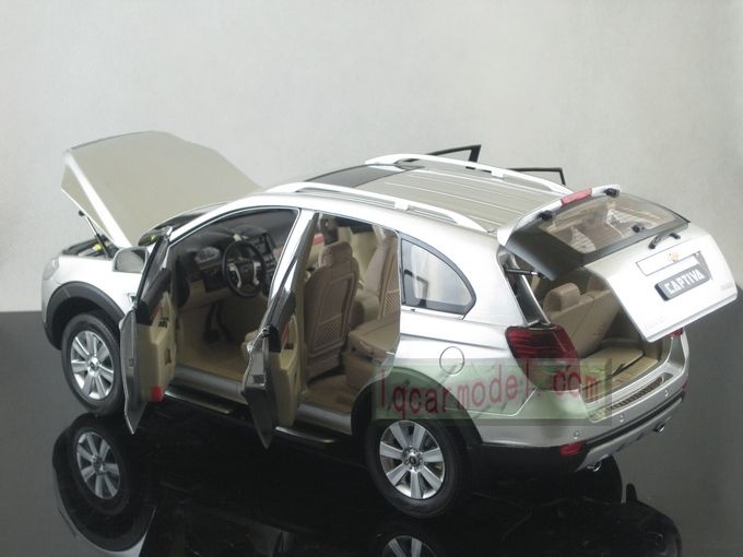 18 China 2010 Chevrolet CAPTIVA SUV Silver Diecast Metal Model 