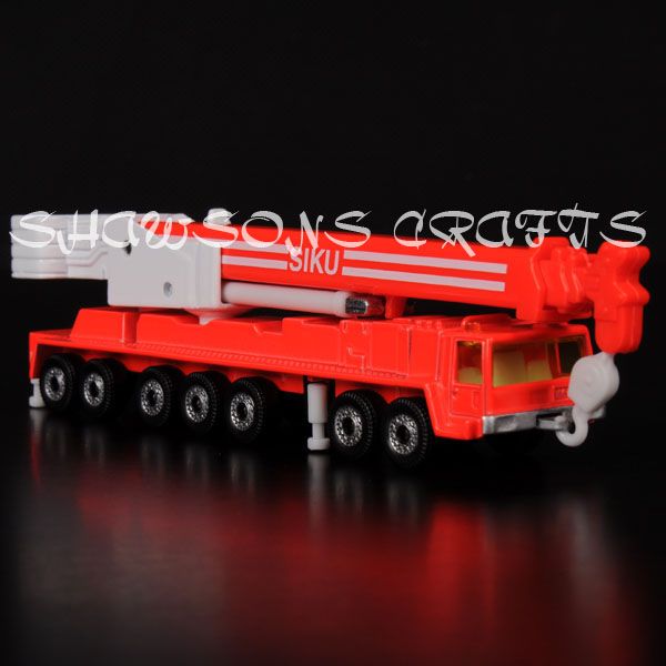 SIKU SUPER 16 DIE CAST METAL 1/87 GIANT CRANE HEAVY VEHICLE MODEL 