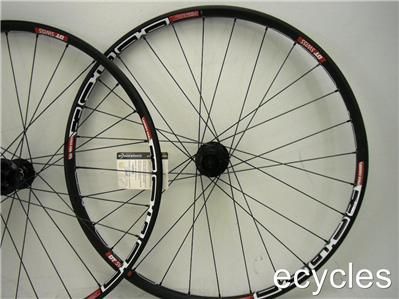 DT Swiss X1600 F 15mm thru axle R 12mm Thur axle wheelset   NEW 