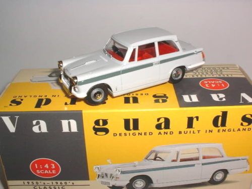 VANGUARDS TRIUMPH HERALD GREY MADE IN UK VA5005 MIB  