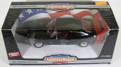 Escala de 118 de Daytona de cargador de 1969 Dodge por Ertl   negro