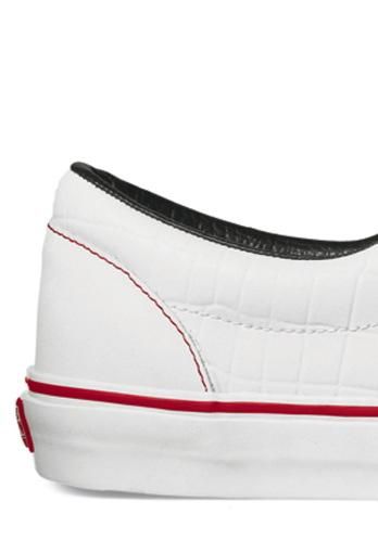 Vans CROC Leather White Red VN 93WZ36X Classic Men 4 Women 5.5  