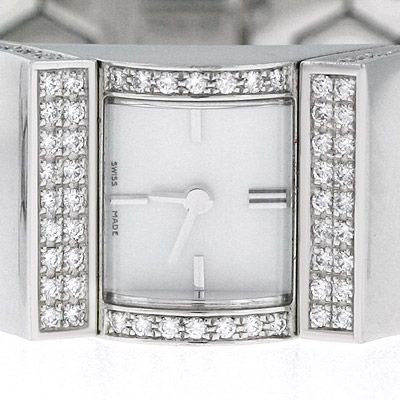 Van Cleef & Arpels Ladys Diamond Wristwatch 18K White Gold  