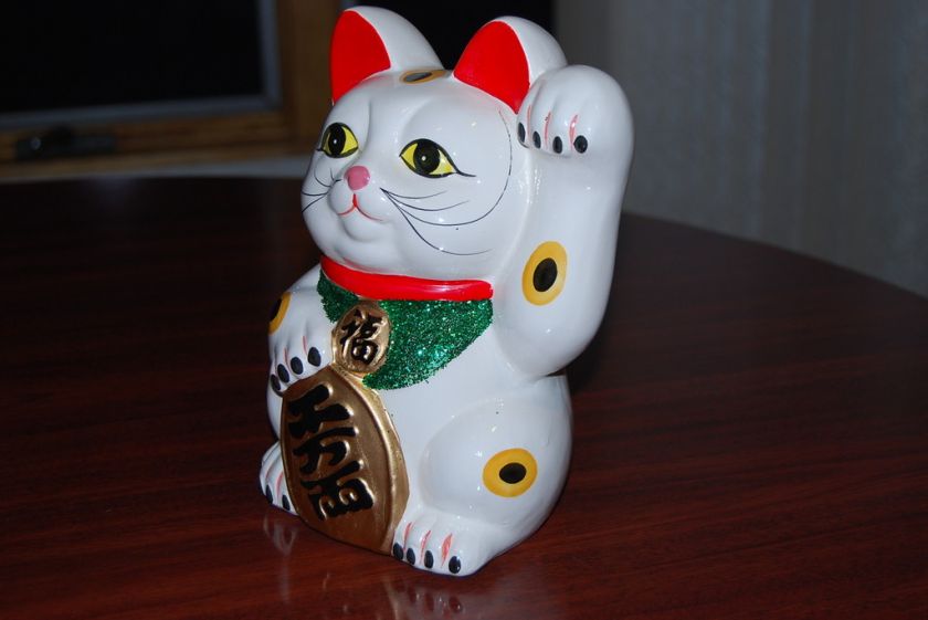 Feng Shui Maneki Neko Lucky Cat Money Piggy Bank  