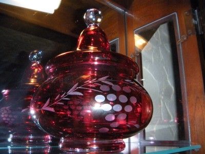 LARGE VINTAGE CRANBERRY RED GLASS COVERED CANDY DISH  