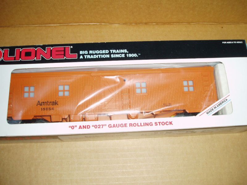 Lionel # 19654 AMTRAK Bunk Car w/ Lighted Interior  