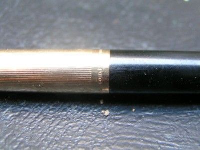 Antique and delicate mechanical pencil Parker. It has a gold filled 