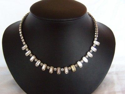   SILVERTONE RHINESTONE NECKLACE SET W/EMERALD CHATON STONES  