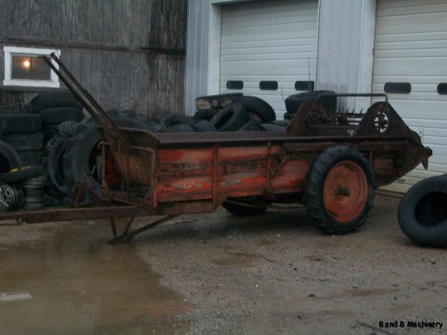 New Idea Manure Spreader Ground Driven  