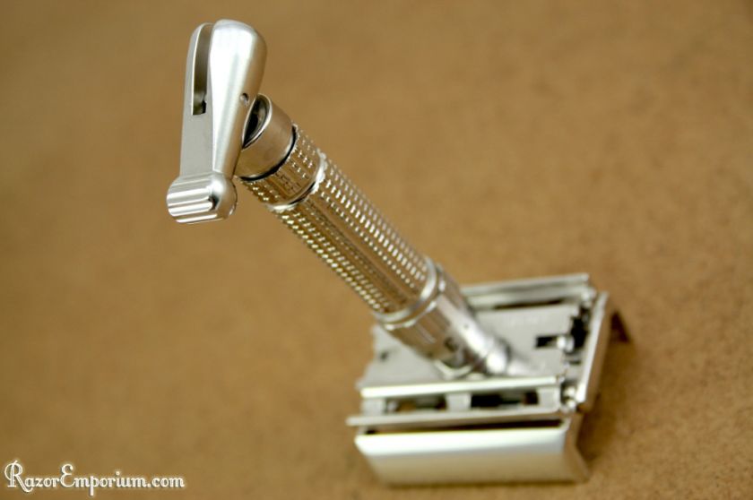   Slim Aristocrat Tech NEW Rhodium Gold Nickel Razor Revamp  