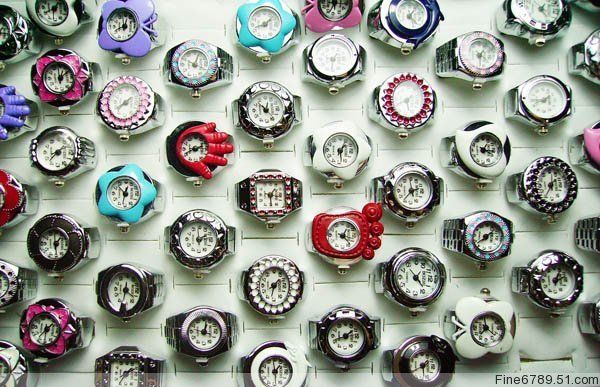 Wholesale 100Pcs Fashion Mixed Styles Watch Rings  