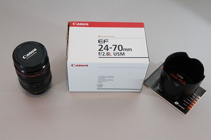 Canon EF 24 mm   70 mm F/2.8 L USM Lens 7612392134114  