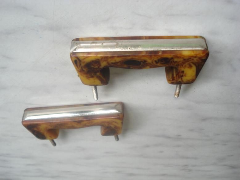 VINTAGE ART DECO PAIR OF TWO BAKELITE FURNITURE HANDLES  