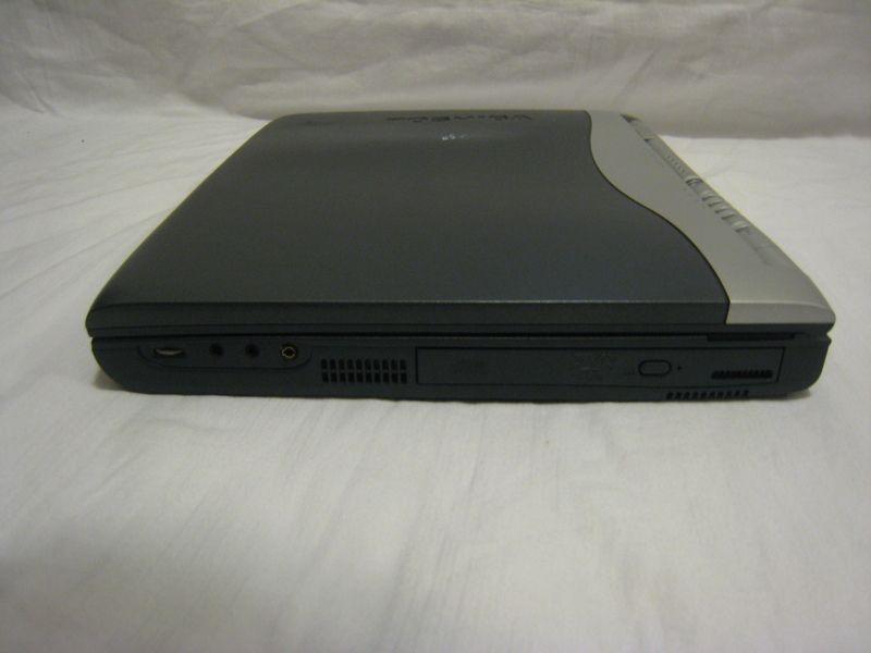 Toshiba Satellite 2800 S201 Celeron 650MHz 128MB XP  