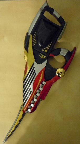   Ryuki DX Survive Dragvisor Battery Operated Gun Blade Weapon  