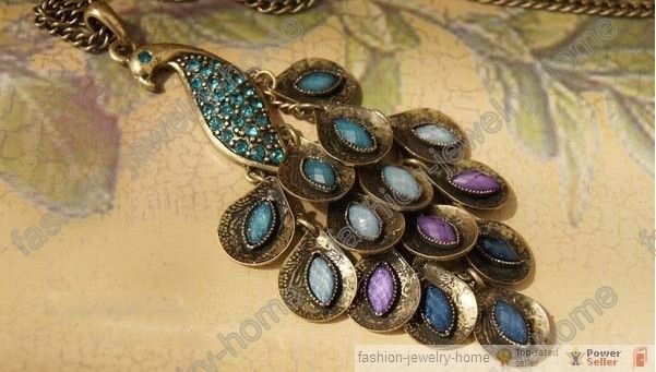 Fashion Retro bronze Peacock peafowl Necklace pendant crystal  