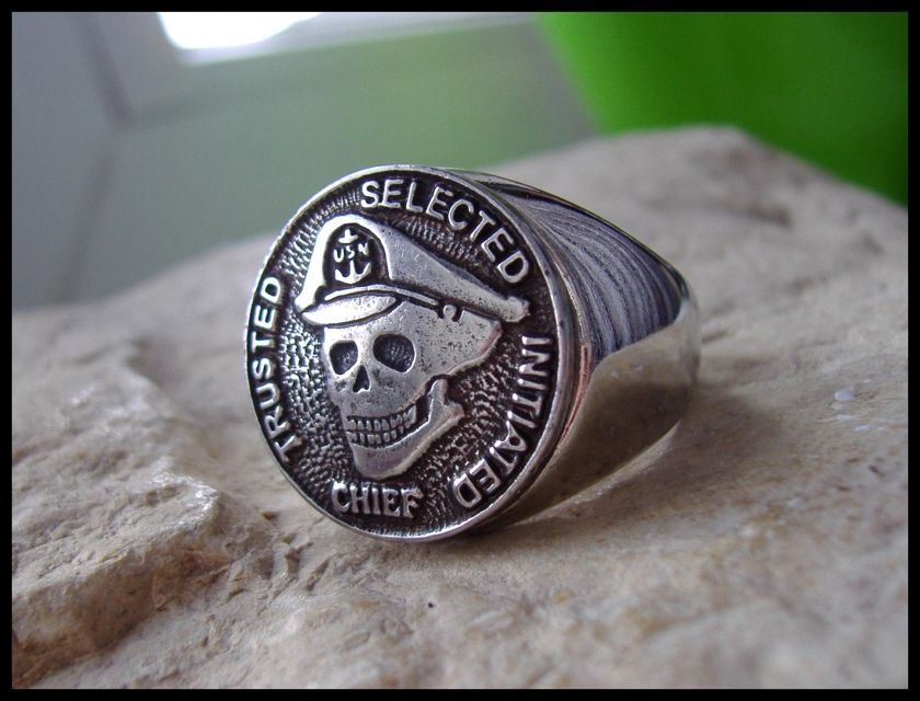 AJS © USN NAVY RING CHIEF SKULL ARMY SURGICAL STEEL D26  