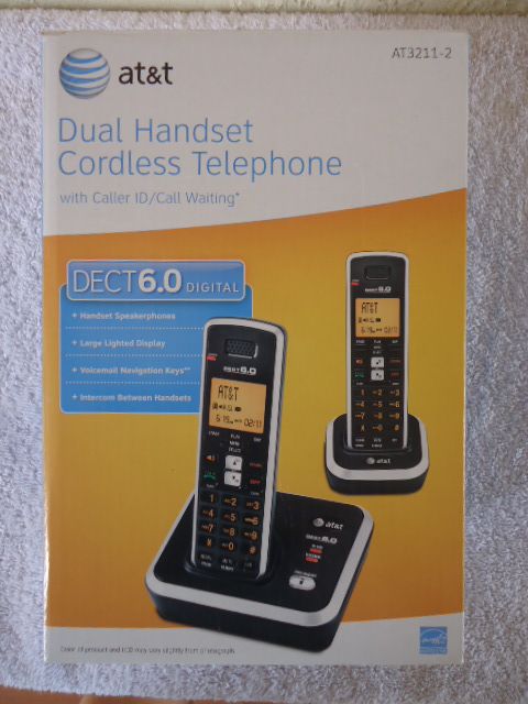 AT&T DECT 6.0 Dual CORDLESS PHONE SYSTEM Model AT3211 2  