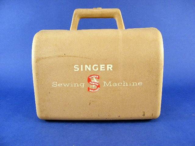 Vintage Childs SINGER SewHandy Toy Sewing Machine Model 40K  