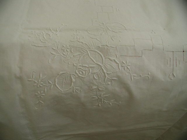   Antique HEAVY White LINEN Hemstitched White Roses Tablecloth 102x68