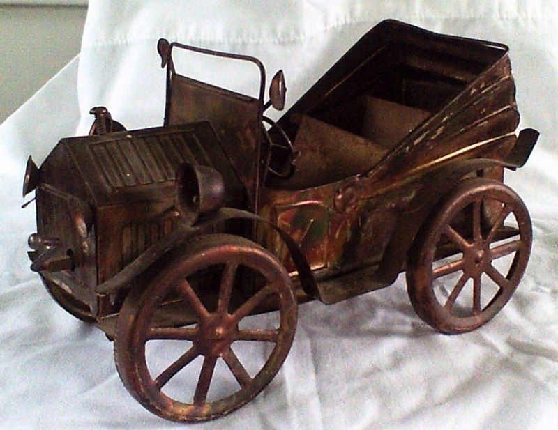 Vintage MUSIC BOX Copper Antique Car MADE IN HONG KONG  