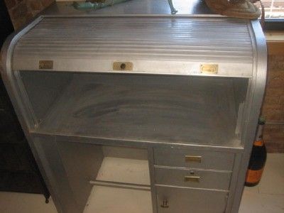 1940S VINTAGE MACHINE AGE INDUSTRIAL STEEL ROLL TOP DESK  